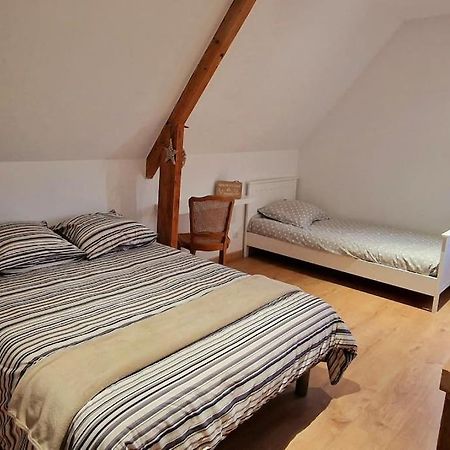 Appartement Charmant Et Spacieux Осер Екстер'єр фото